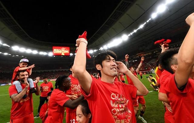 上港实力坚挺，要守住中超霸主地位